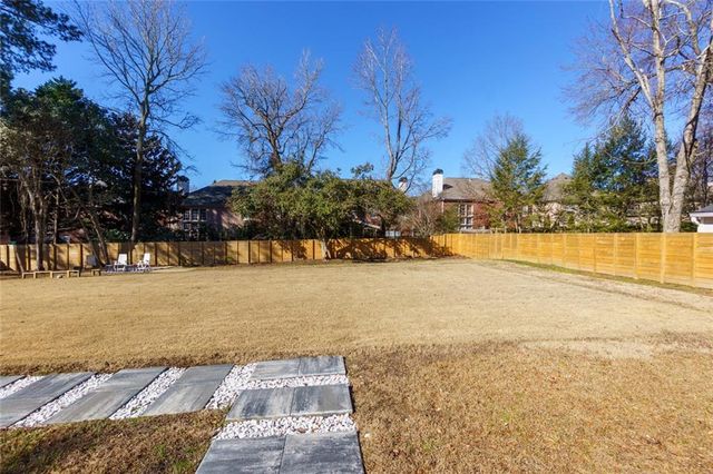 7330 Hunters Branch NE Drive, Sandy Springs, GA 30328