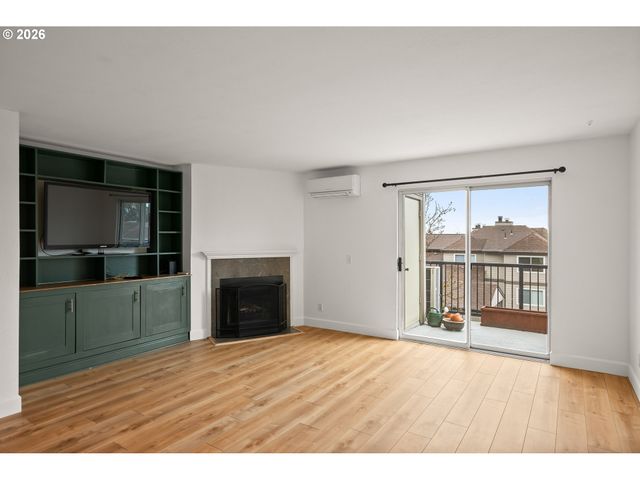 6301 WHITE TAIL Dr 51, West Linn, OR 97068