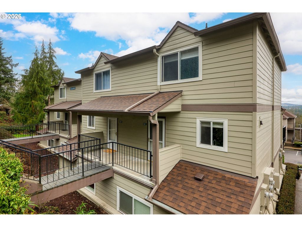 6301 WHITE TAIL Dr 51, West Linn, OR 97068