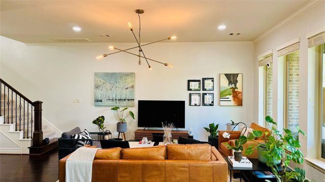 27 Jonquil Place, Tomball, TX 77375