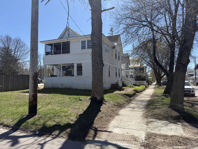 210-212 North Willard Street, Burlington, VT 05401