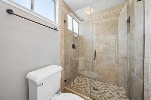 25445 Via Macarena, Valencia, CA 91355