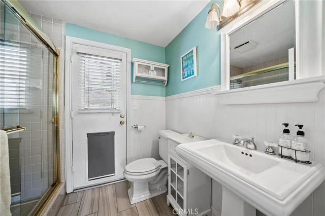 25445 Via Macarena, Valencia, CA 91355