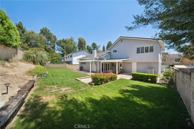 25445 Via Macarena, Valencia, CA 91355