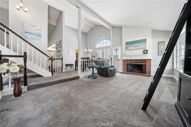 25445 Via Macarena, Valencia, CA 91355