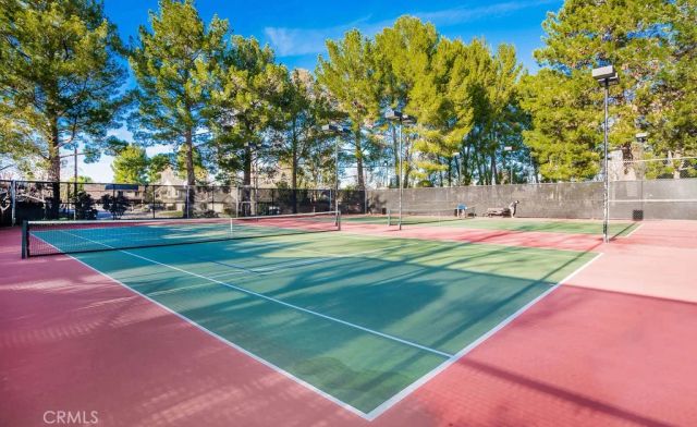 25445 Via Macarena, Valencia, CA 91355