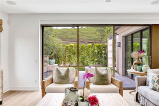 100 Della, Irvine, CA 92602