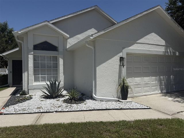 2916 CANOE CIRCLE, St Cloud, FL 34772