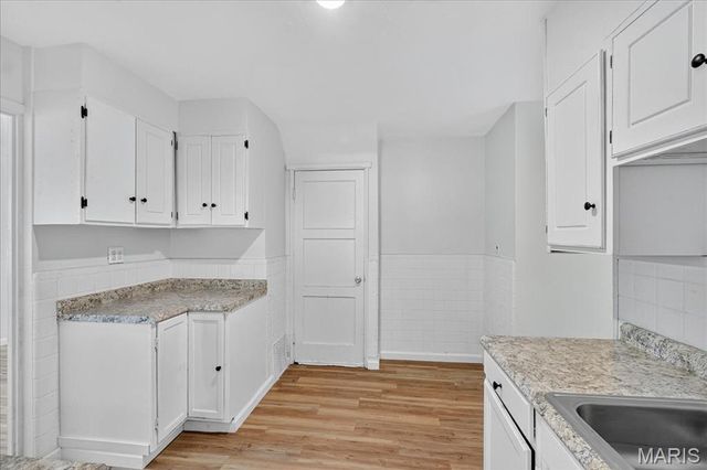 28 N Harvey Avenue, Ferguson, MO 63135