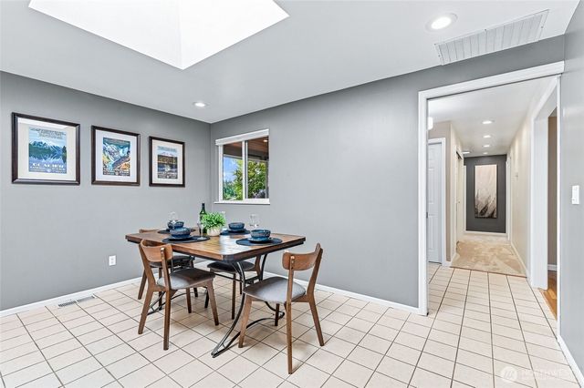 14009 NE 74th Street, Redmond, WA 98052
