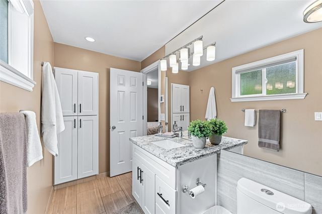 14009 NE 74th Street, Redmond, WA 98052