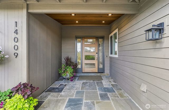 14009 NE 74th Street, Redmond, WA 98052