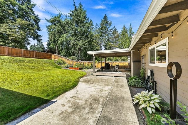 14009 NE 74th Street, Redmond, WA 98052