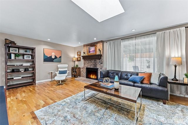 14009 NE 74th Street, Redmond, WA 98052