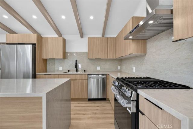 16445 Kingsbury, Granada Hills, CA 91344
