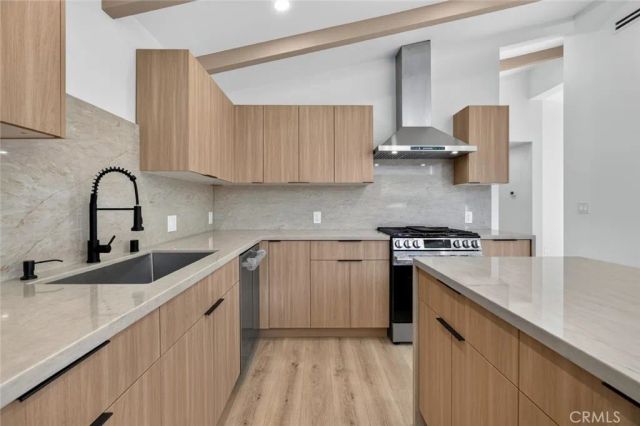 16445 Kingsbury, Granada Hills, CA 91344