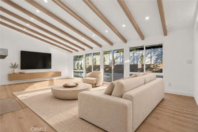 16445 Kingsbury, Granada Hills, CA 91344