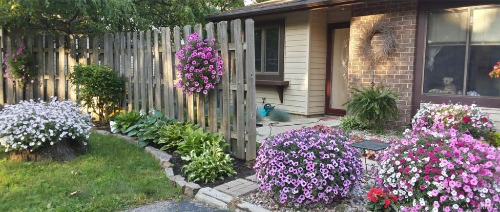 5078 Stellhorn Road, Fort Wayne, IN 46815