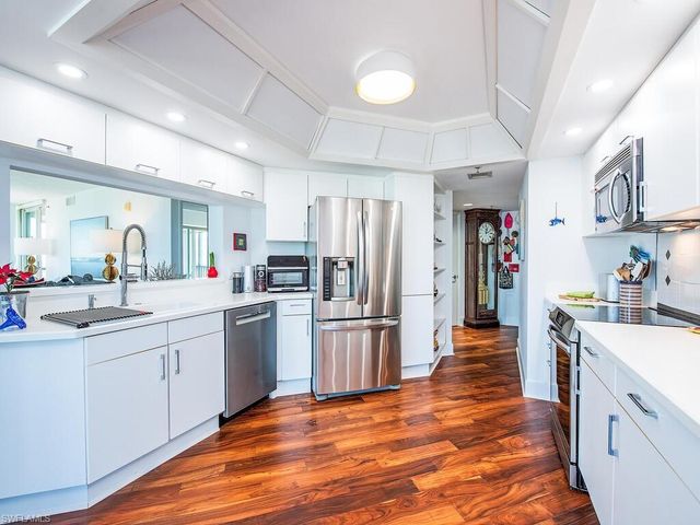 4651 Gulf Shore BLVD N 1707, Naples, FL 34103