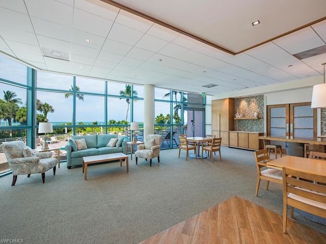 4651 Gulf Shore BLVD N 1707, Naples, FL 34103