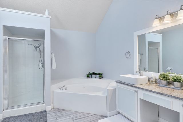 7544 Arbor Hill Drive, Fort Worth, TX 76120