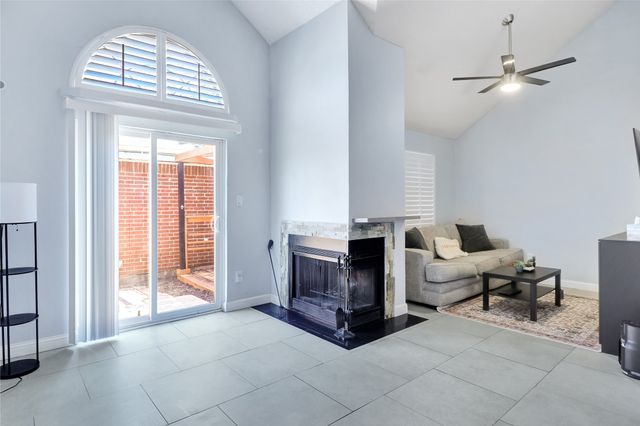 7544 Arbor Hill Drive, Fort Worth, TX 76120