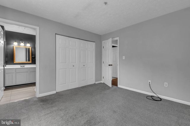 7838 FOXFARM LN, Glen Burnie, MD 21061