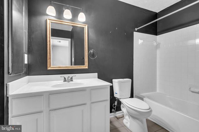 7838 FOXFARM LN, Glen Burnie, MD 21061