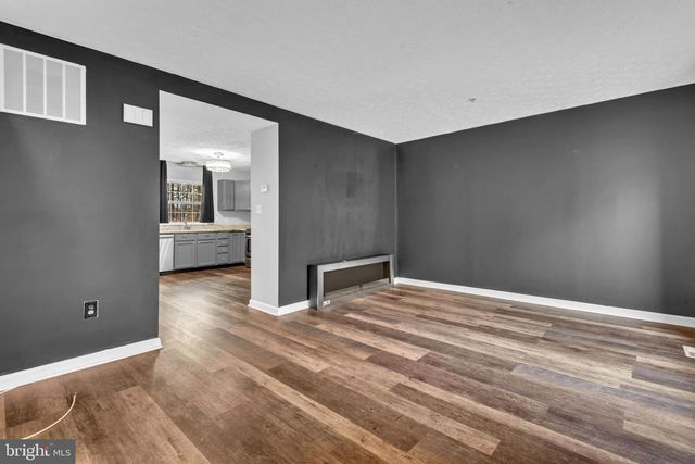 7838 FOXFARM LN, Glen Burnie, MD 21061