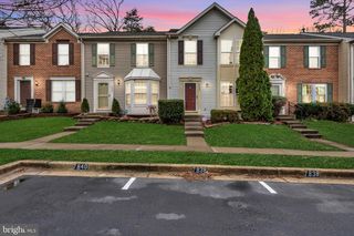 7838 FOXFARM LN, Glen Burnie, MD 21061