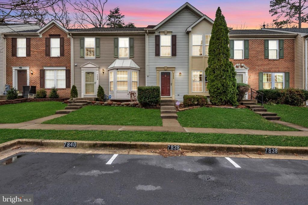 7838 FOXFARM LN, Glen Burnie, MD 21061