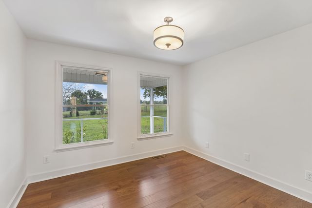 13 Elizabeth Cir, Fayetteville, TN 37334
