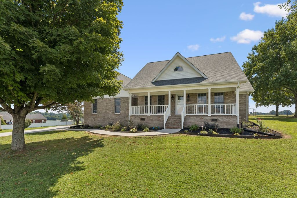 13 Elizabeth Cir, Fayetteville, TN 37334