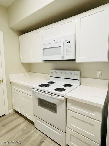 8000 Badura Avenue 1187, Las Vegas, NV 89113