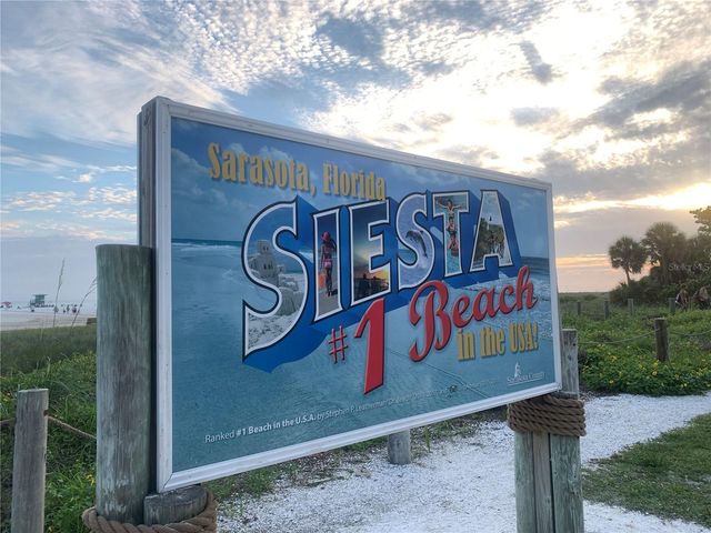 430 ISLAND CIRCLE, Sarasota, FL 34242