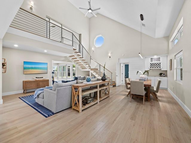 430 ISLAND CIRCLE, Sarasota, FL 34242
