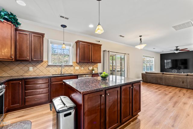 910 Wood Meadow Lane, Durham, NC 27703