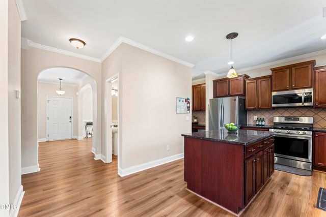 910 Wood Meadow Lane, Durham, NC 27703