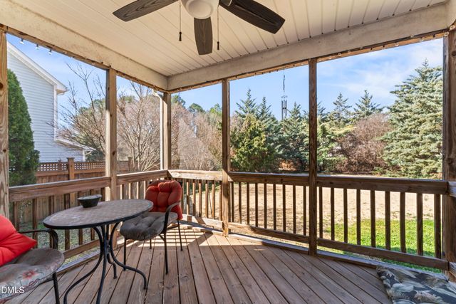 910 Wood Meadow Lane, Durham, NC 27703