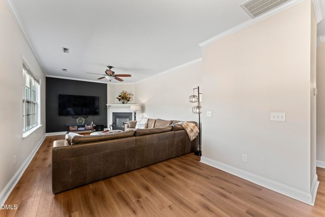 910 Wood Meadow Lane, Durham, NC 27703