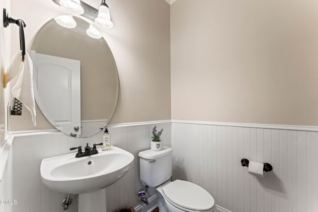 910 Wood Meadow Lane, Durham, NC 27703