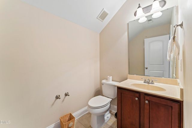 910 Wood Meadow Lane, Durham, NC 27703