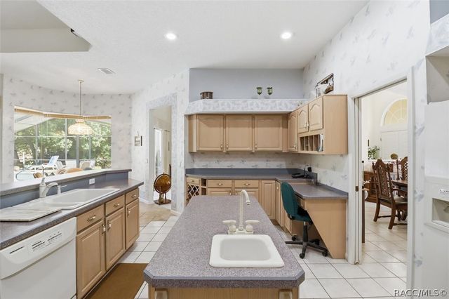 3 Portulaca Court N, Homosassa, FL 34446