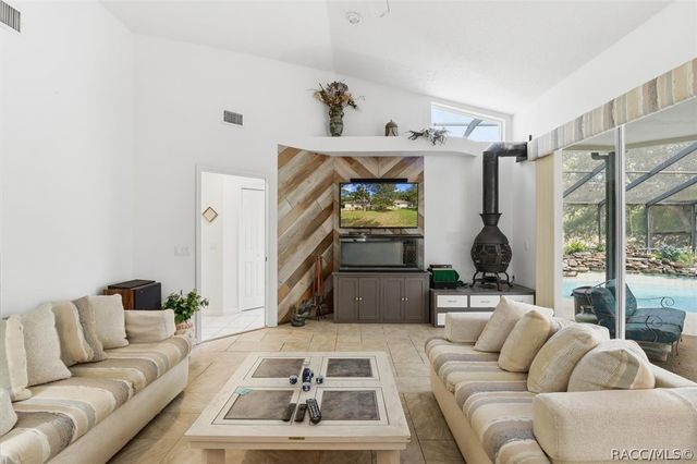 3 Portulaca Court N, Homosassa, FL 34446