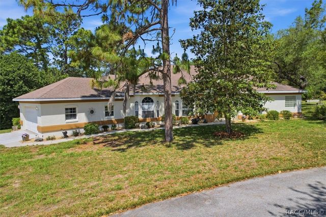 3 Portulaca Court N, Homosassa, FL 34446