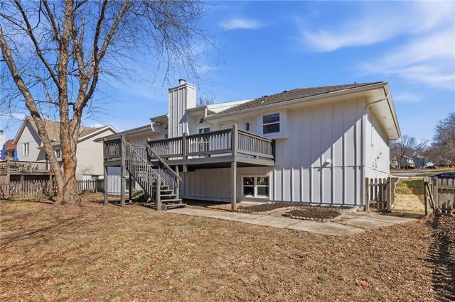 14523 Brentwood Drive, Lenexa, KS 66215