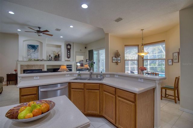 2206 HIGHLAND WOODS DRIVE, Dunedin, FL 34698