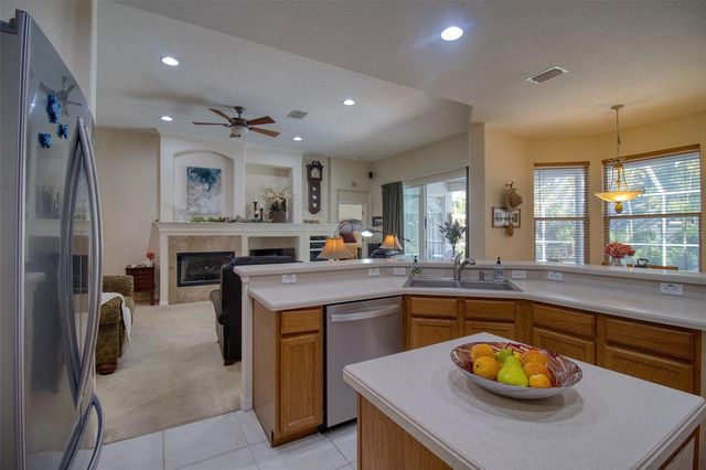 2206 HIGHLAND WOODS DRIVE, Dunedin, FL 34698