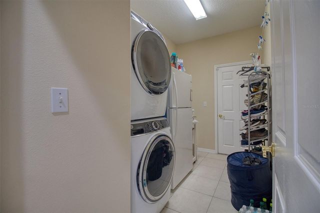 2206 HIGHLAND WOODS DRIVE, Dunedin, FL 34698