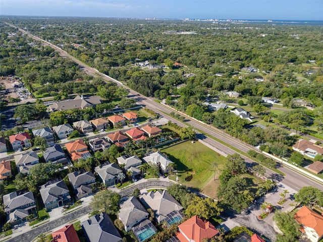 2206 HIGHLAND WOODS DRIVE, Dunedin, FL 34698